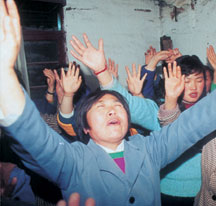 Chinese christians Praying